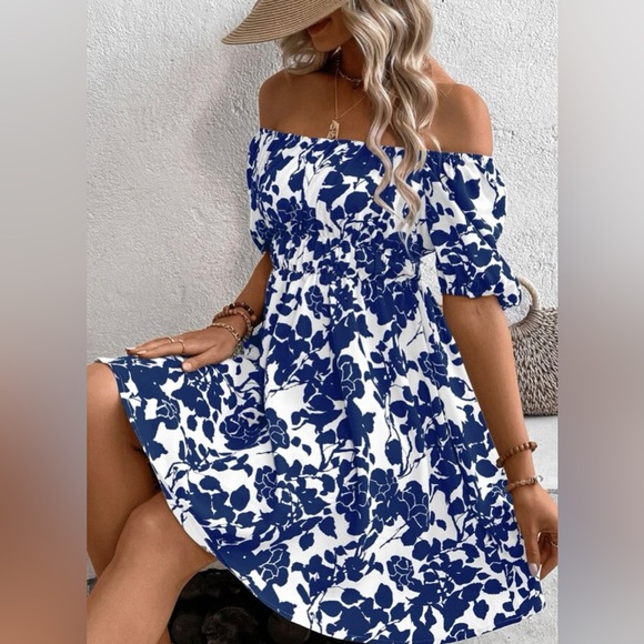 Blue & White Off the Shoulder Dress - L - Picture 2 of 6